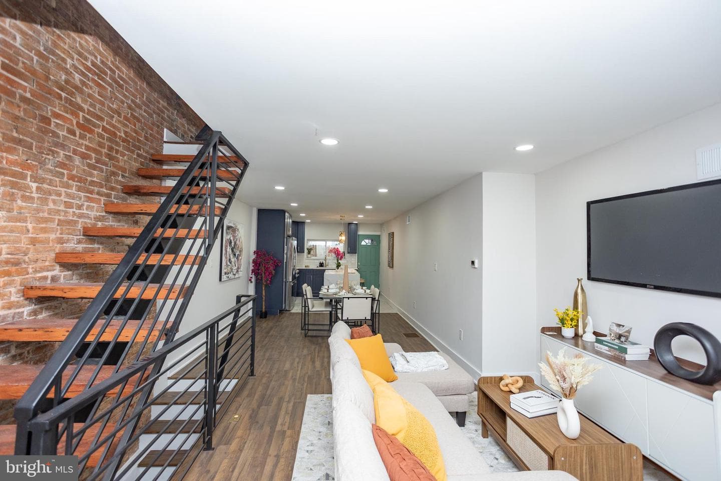 429 Tasker Street photo 15