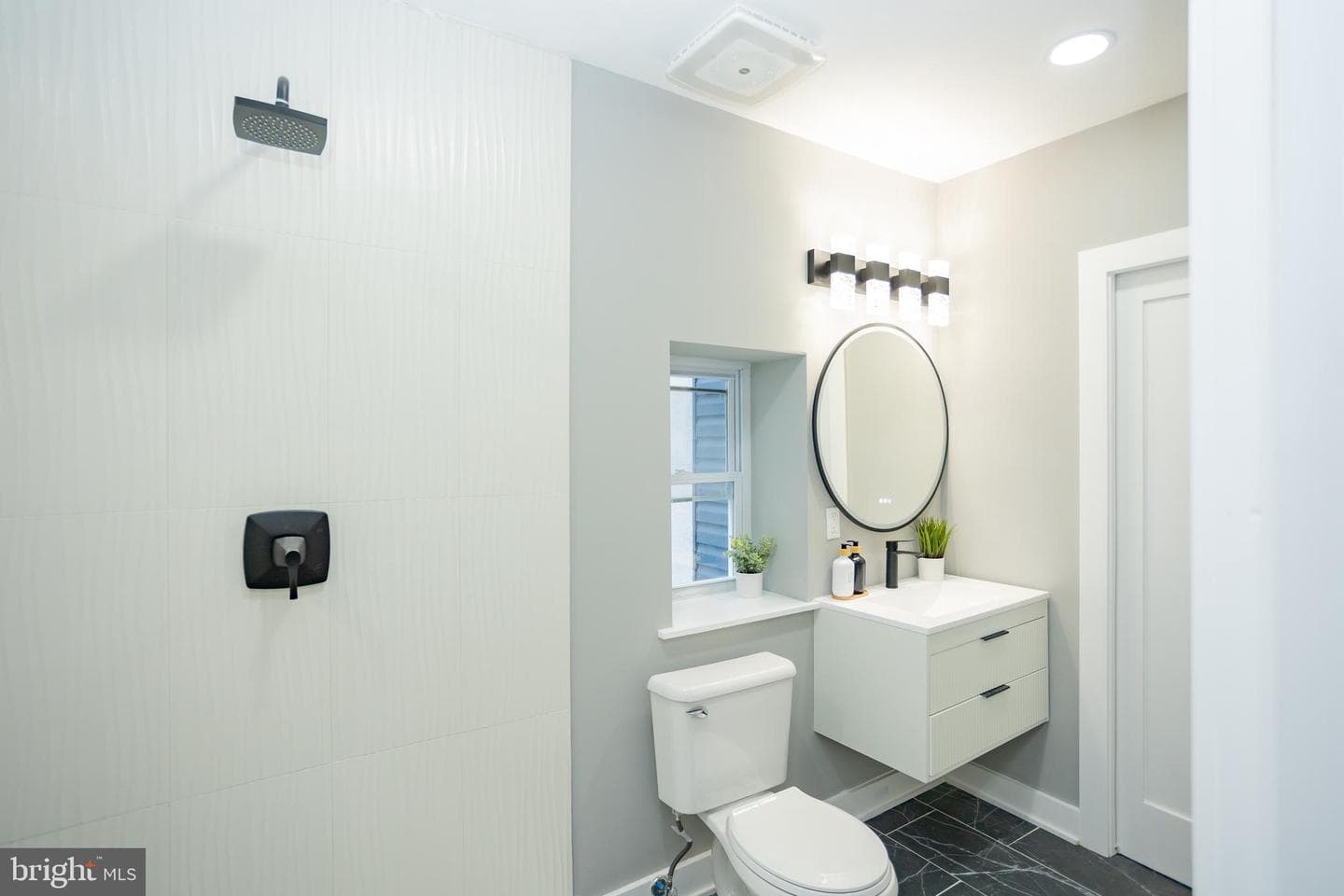429 Tasker Street photo 38