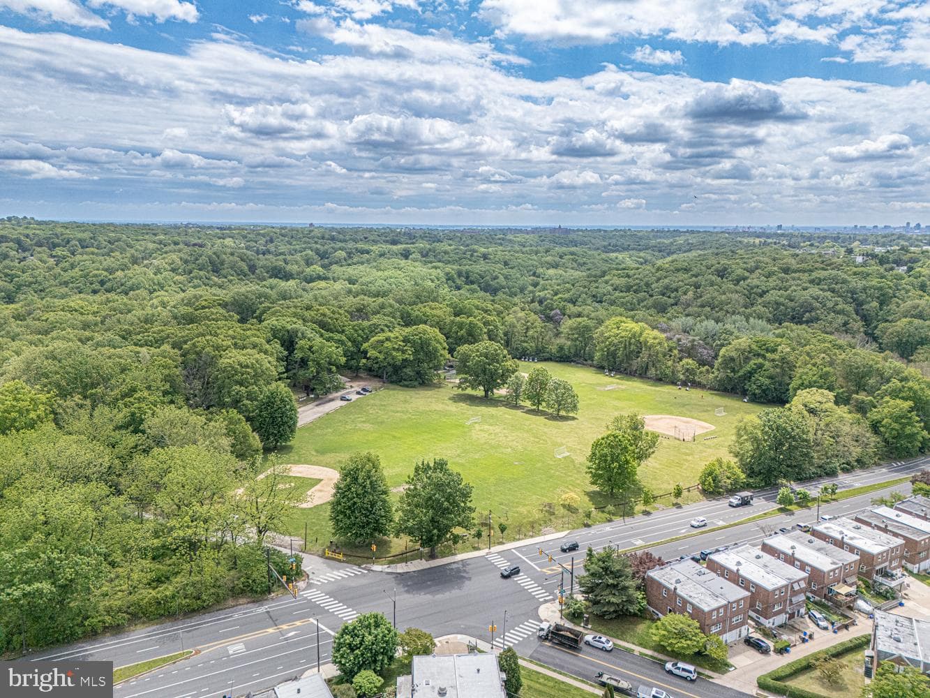 786 Hill Road photo 4