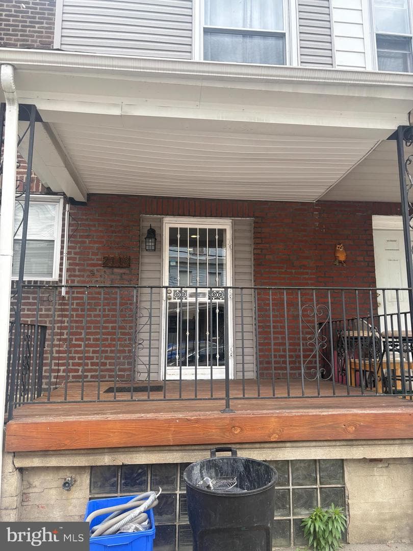 2118 Bridge Street, Philadelphia