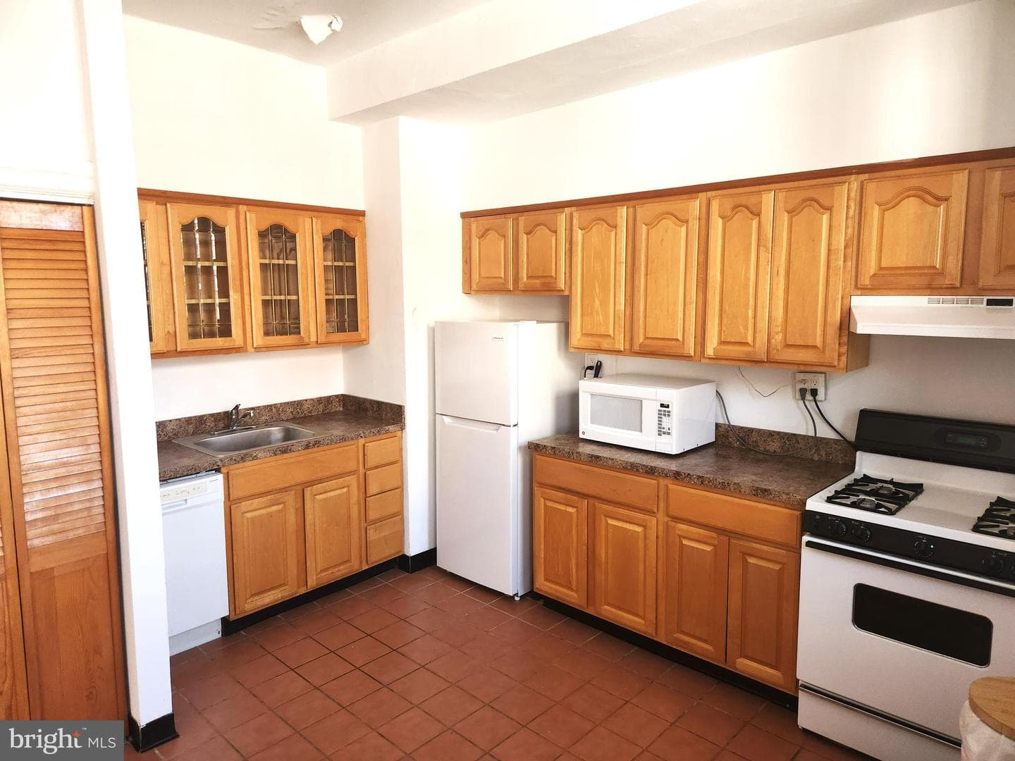 250 S 13th Street #6a photo 5