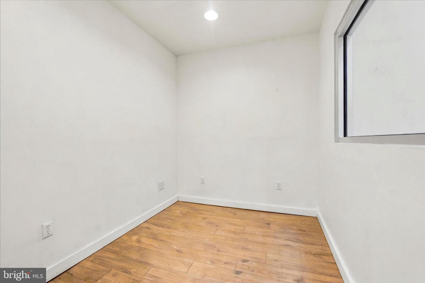 1414 W Oxford St photo 12
