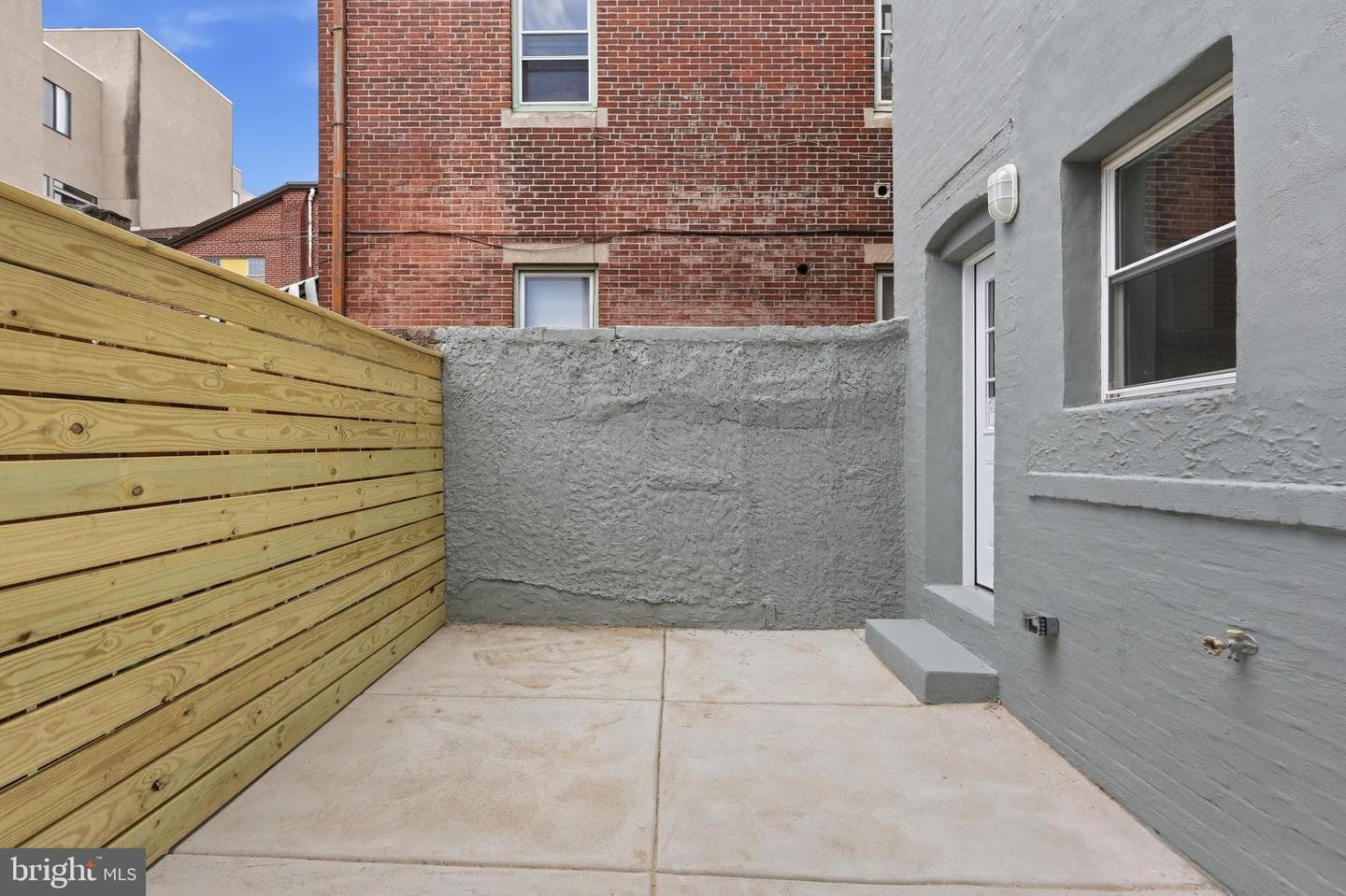 320 Wharton Street photo 41