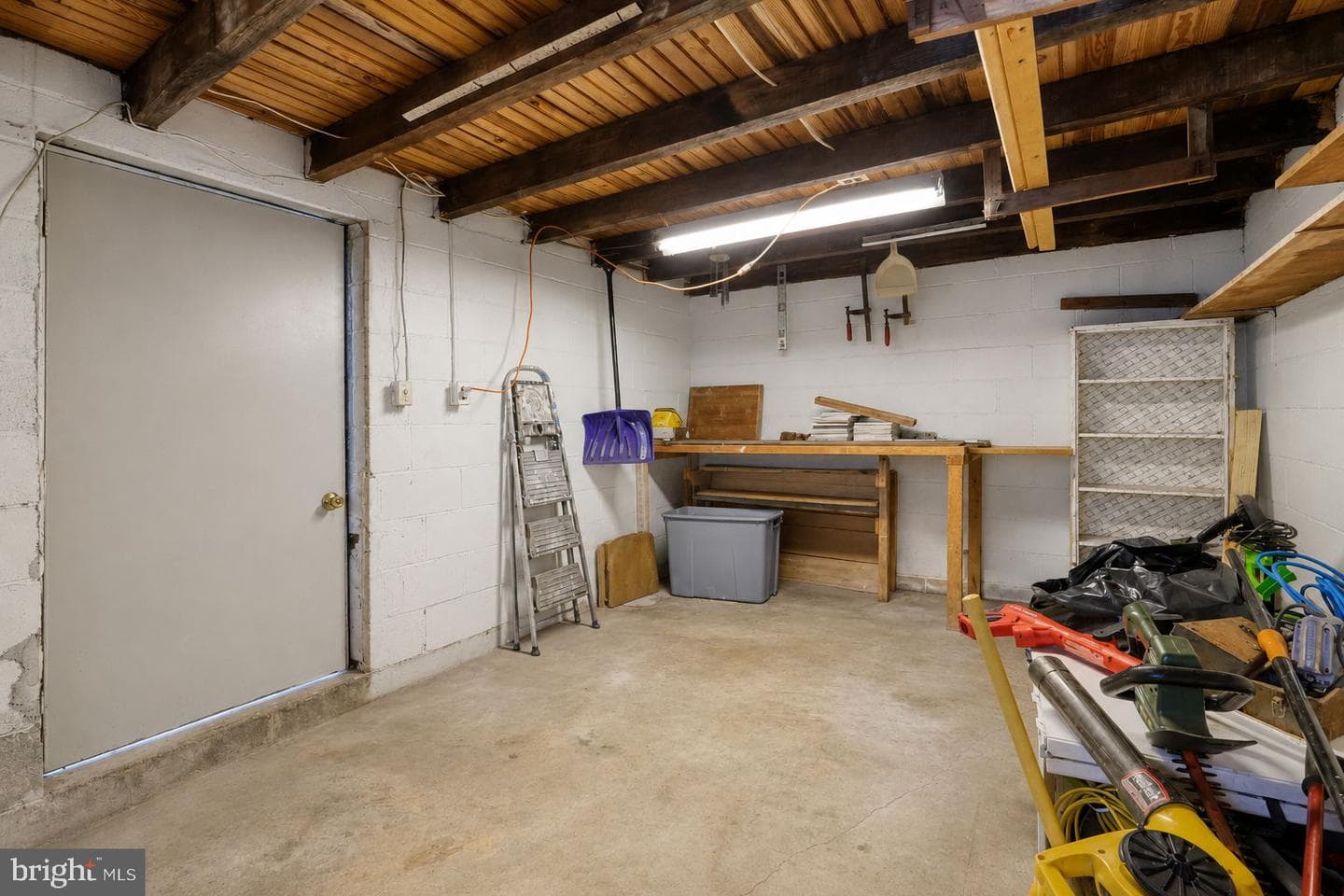 427 Hartel Avenue photo 14