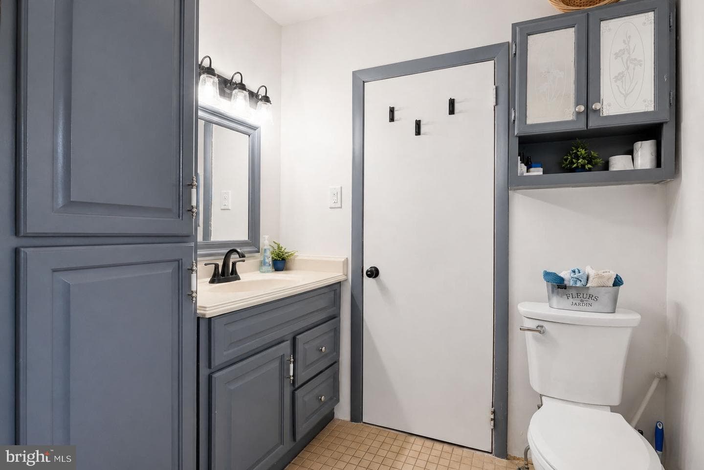 427 Hartel Avenue photo 32