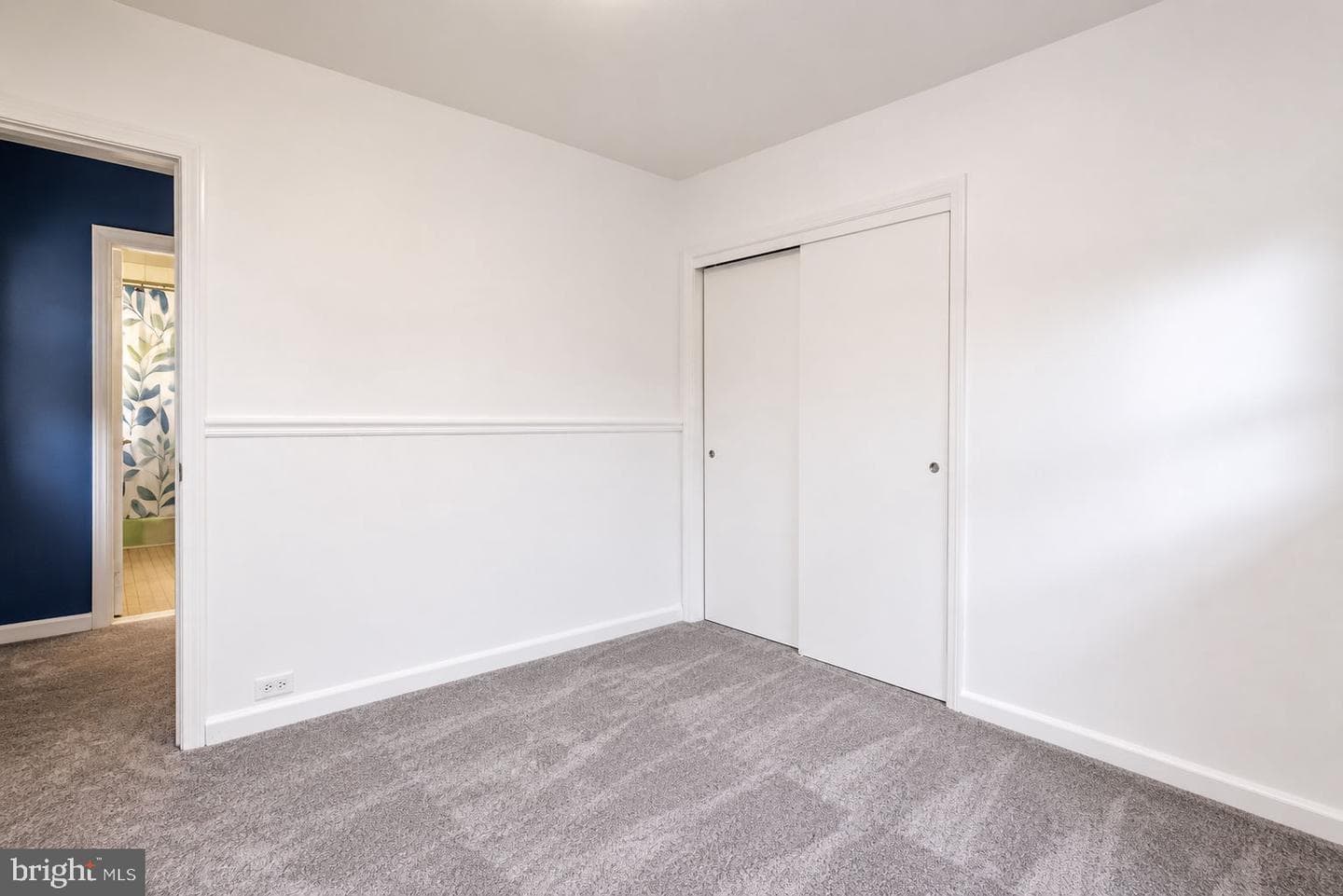 427 Hartel Avenue photo 39