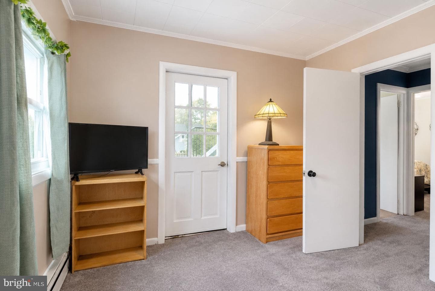 427 Hartel Avenue photo 44