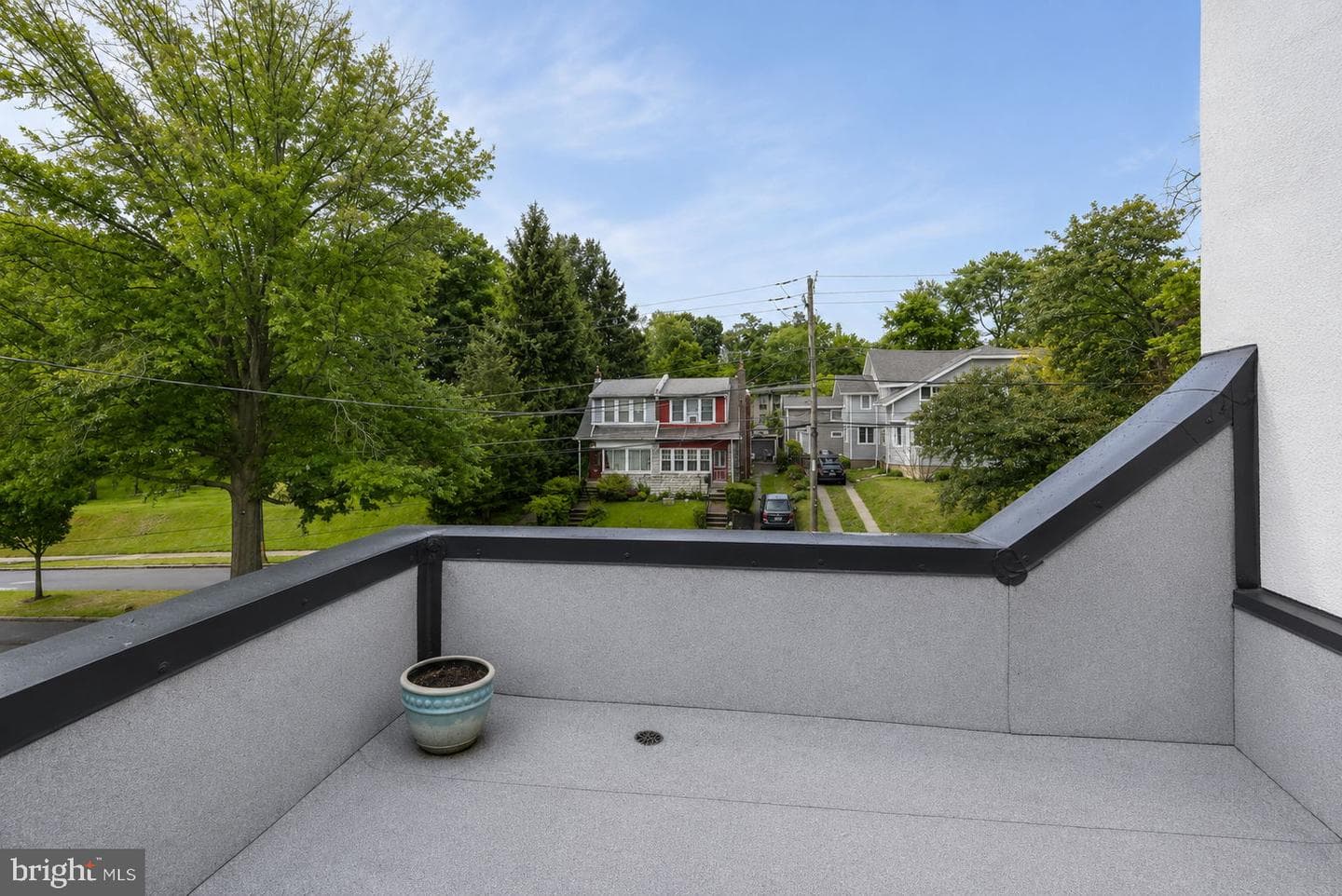 427 Hartel Avenue photo 46