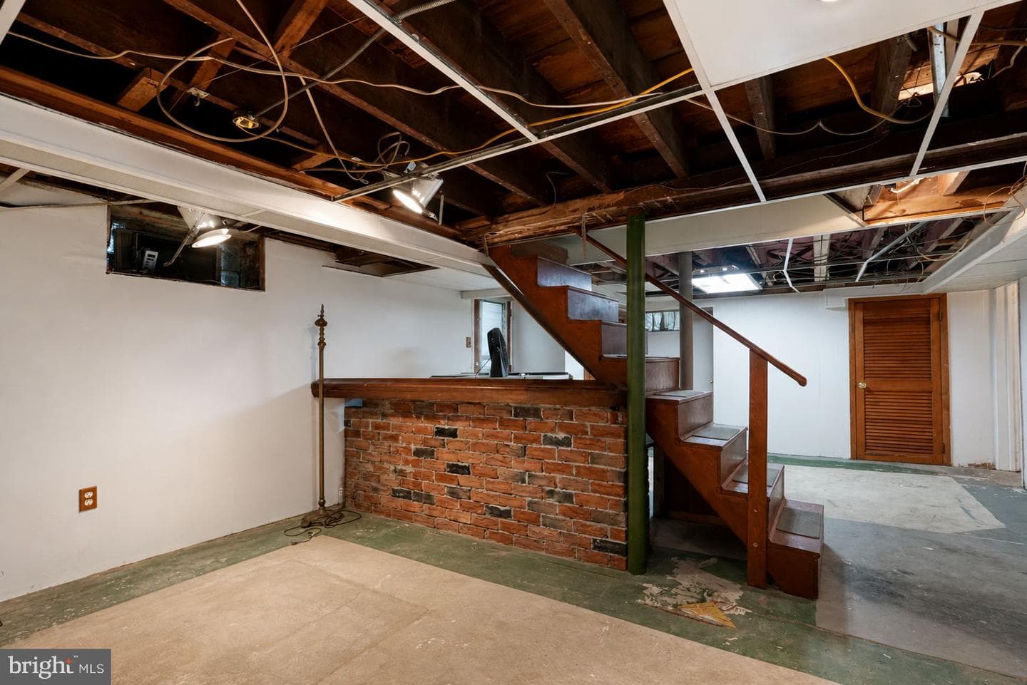 427 Hartel Avenue photo 48