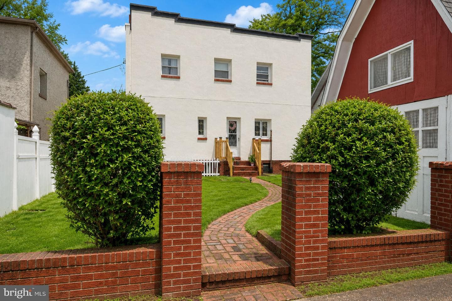 427 Hartel Avenue photo 6