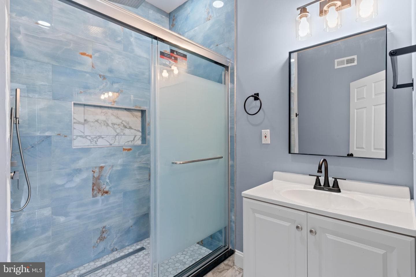 2236 S 69th St photo 15
