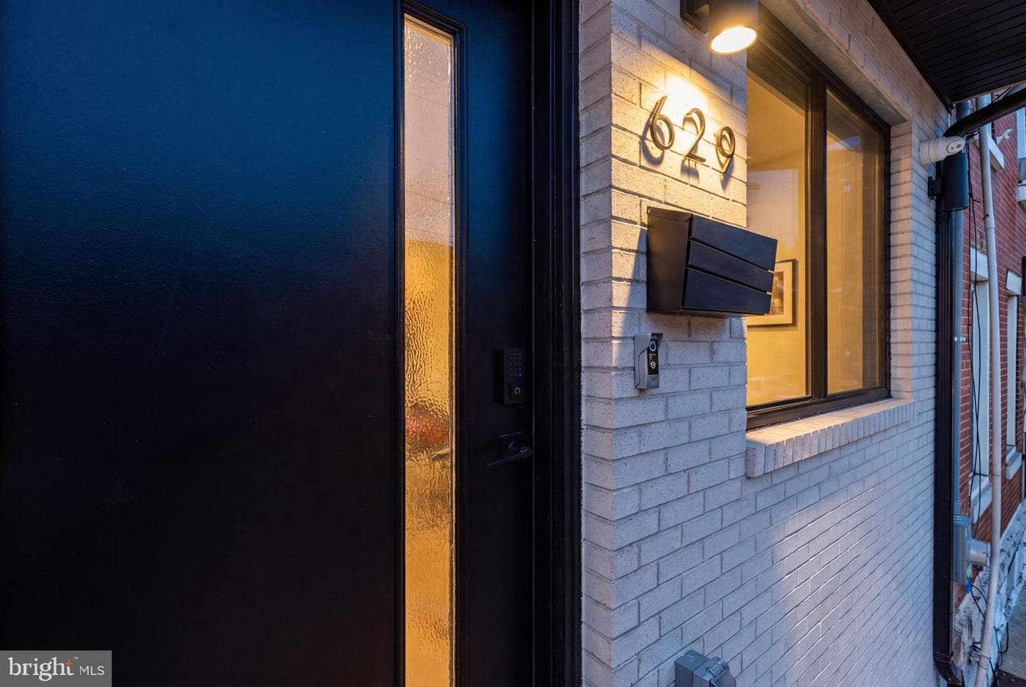 629 Mifflin Street photo 3