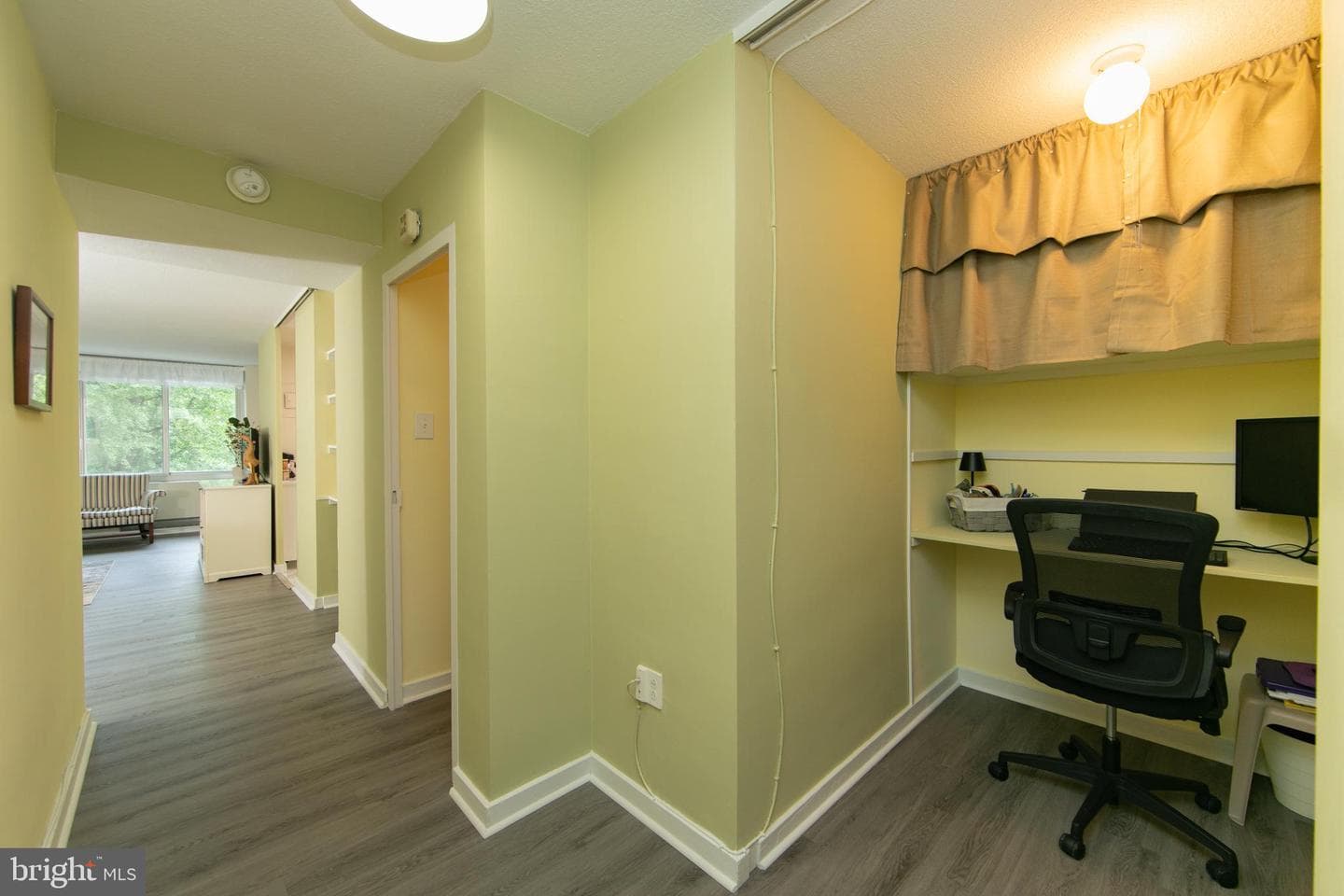 604 S Washington Square #306 photo 14