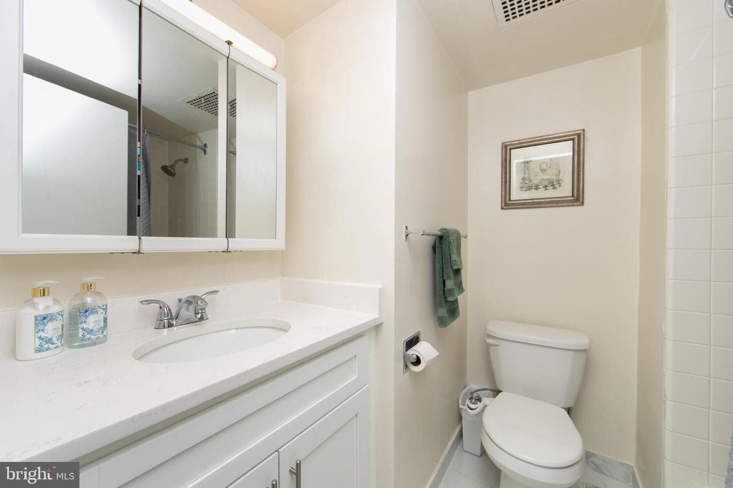 604 S Washington Square #306 photo 27