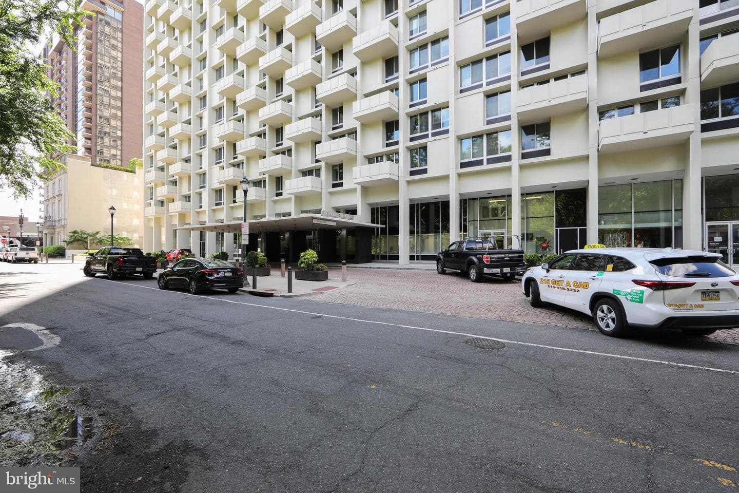 604 S Washington Square #306 photo 5