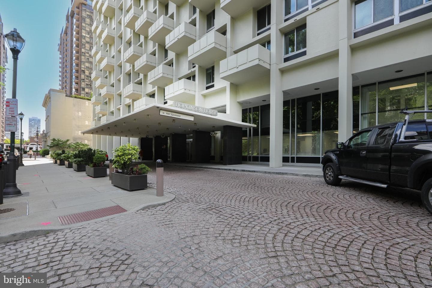 604 S Washington Square #306 photo 6