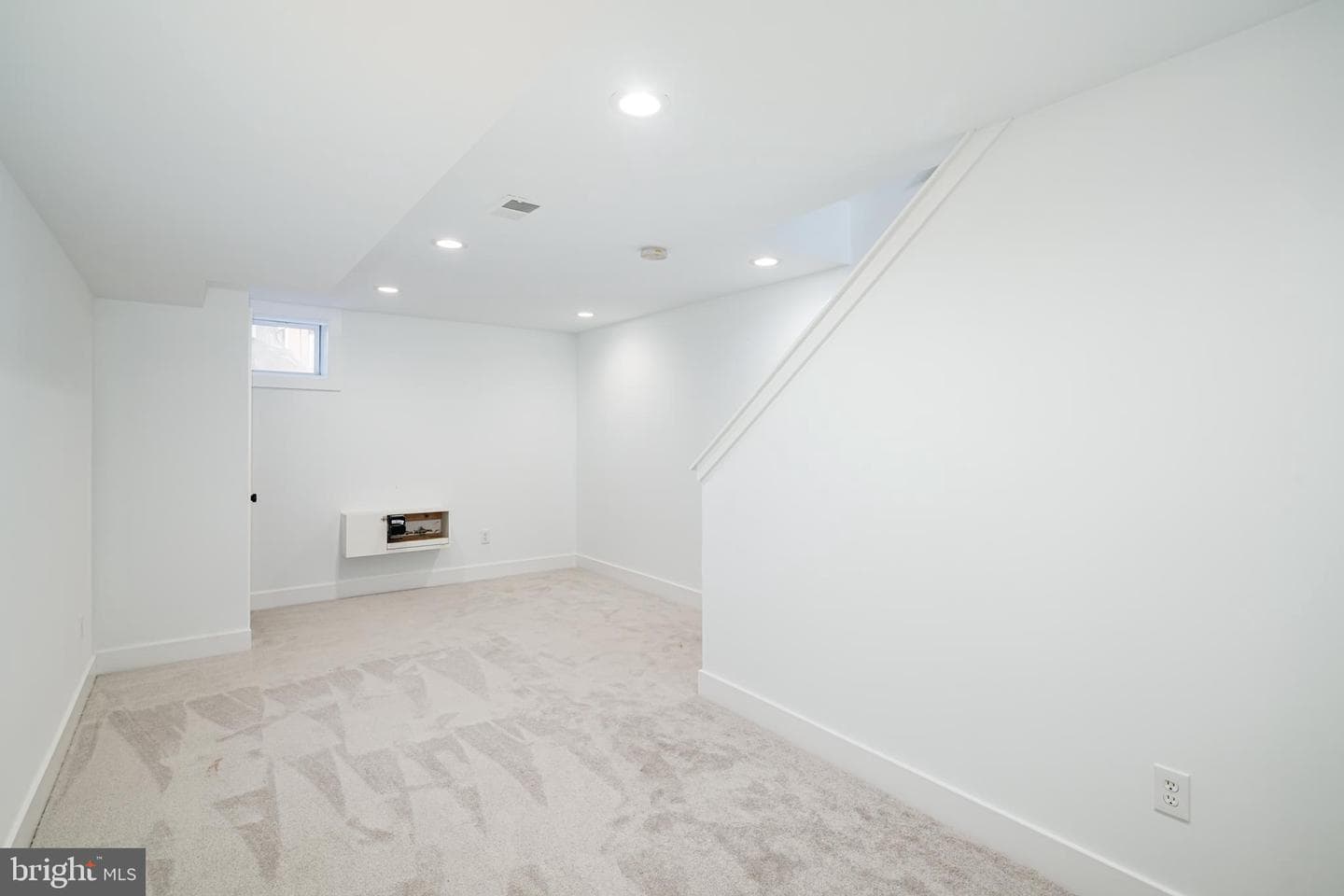 1532 Catharine Street photo 17
