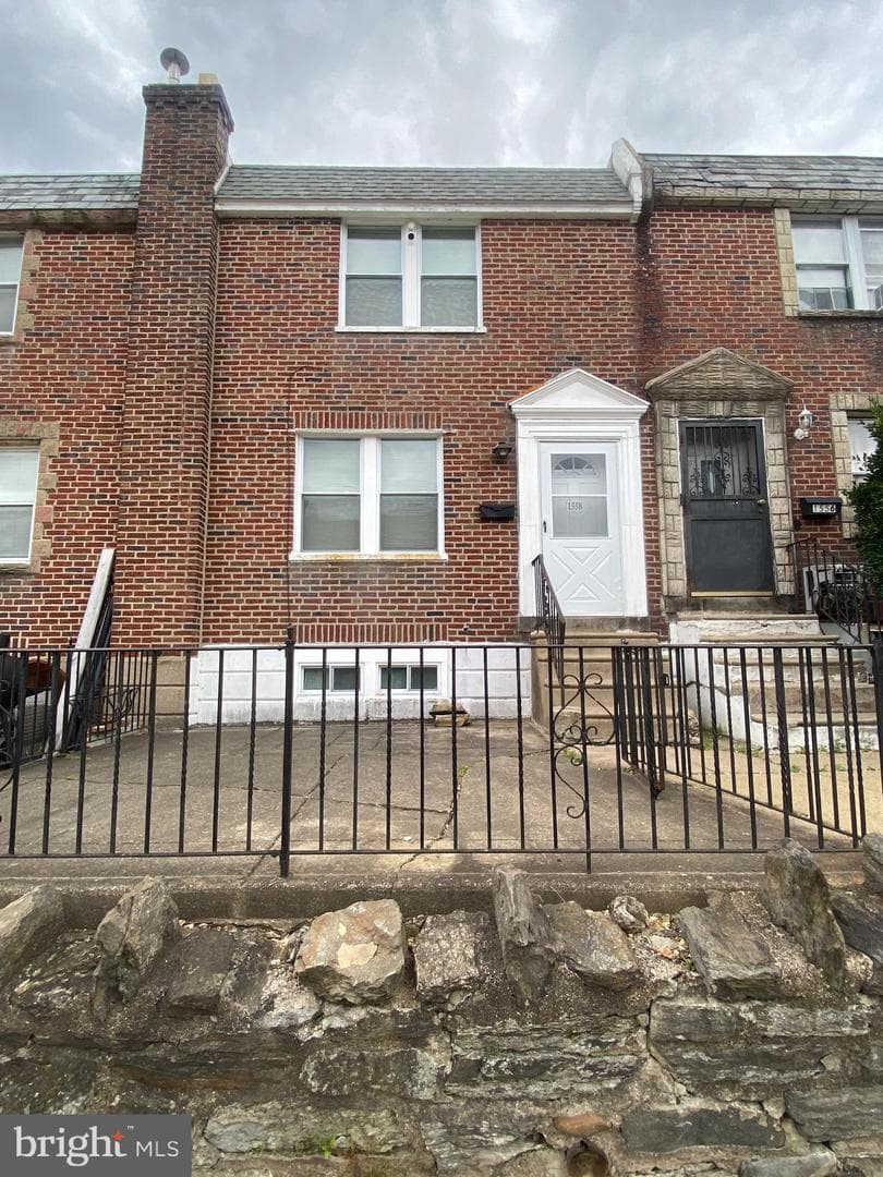 1558 Mckinley Street