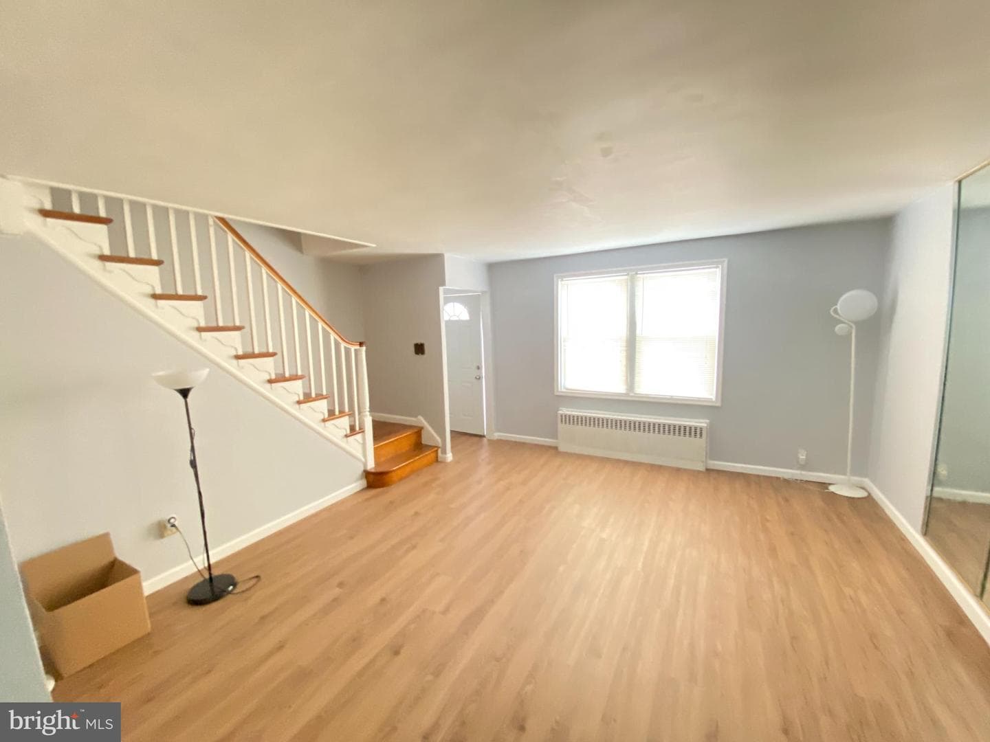 1558 Mckinley Street photo 2