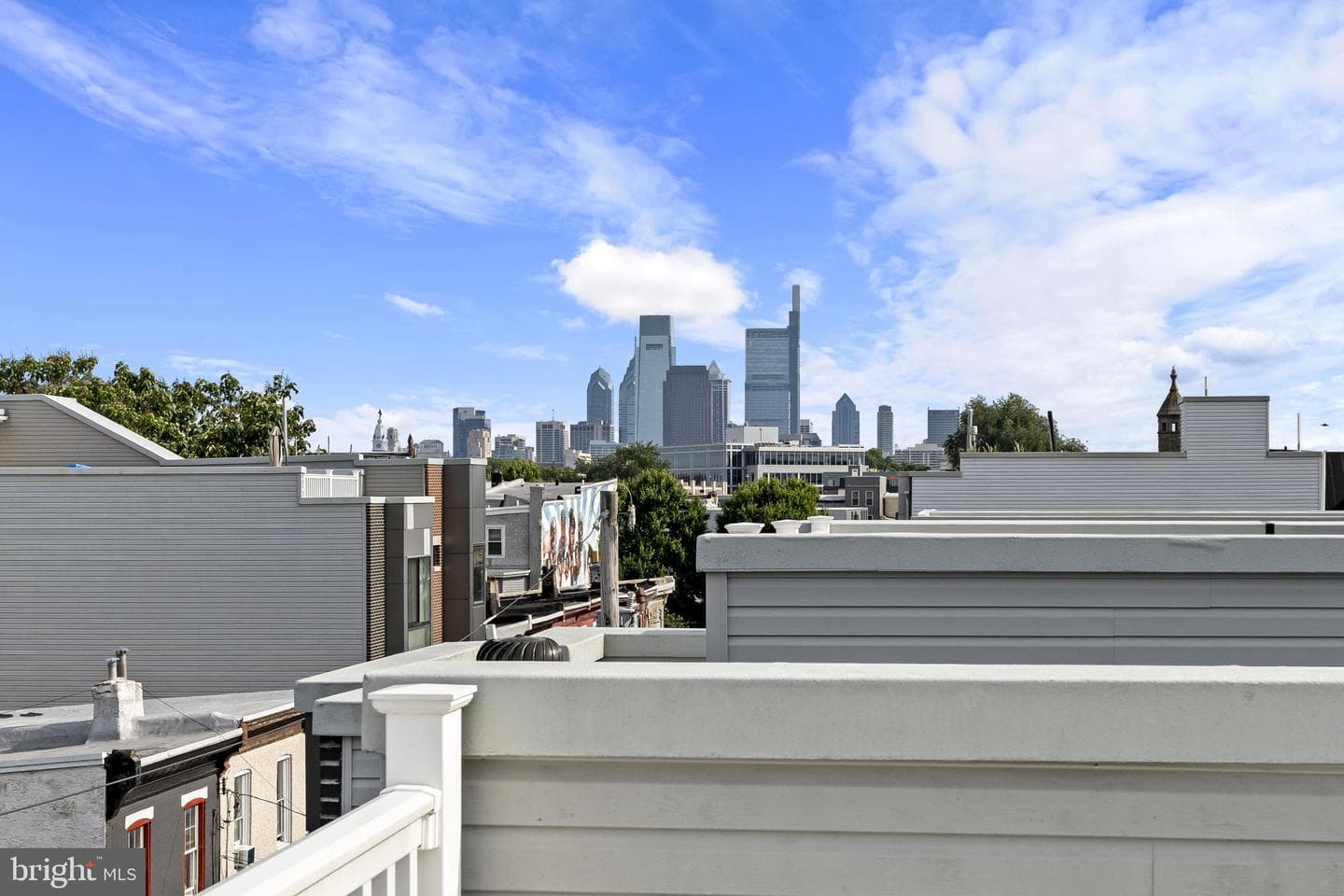 1740 N Lambert Street photo 37