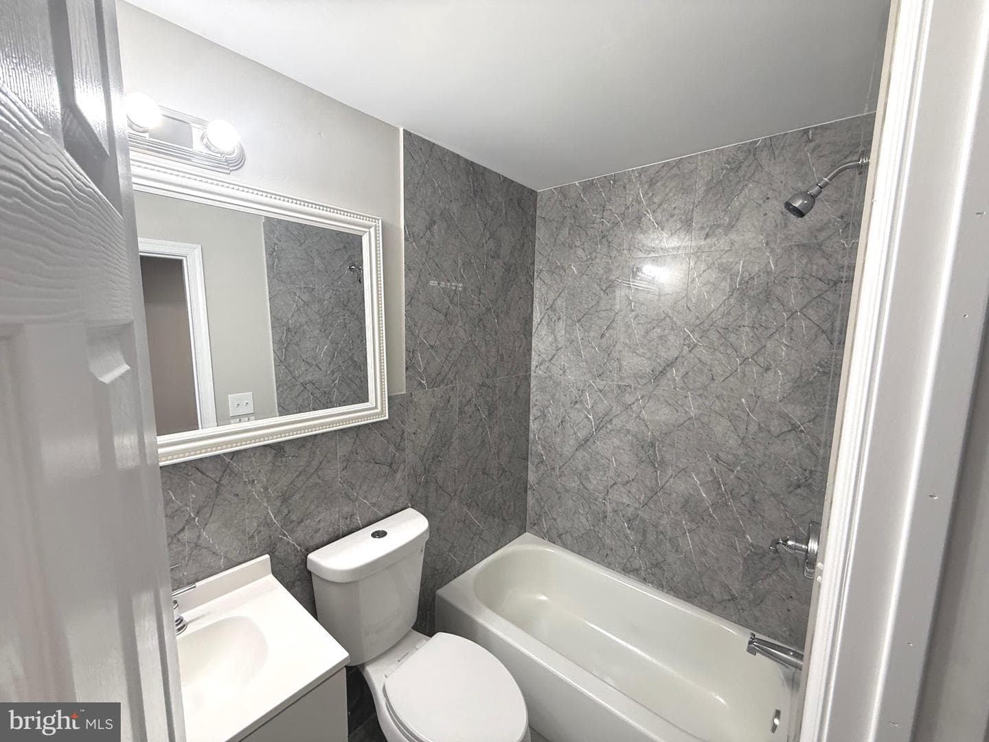 7735 Temple Road photo 7