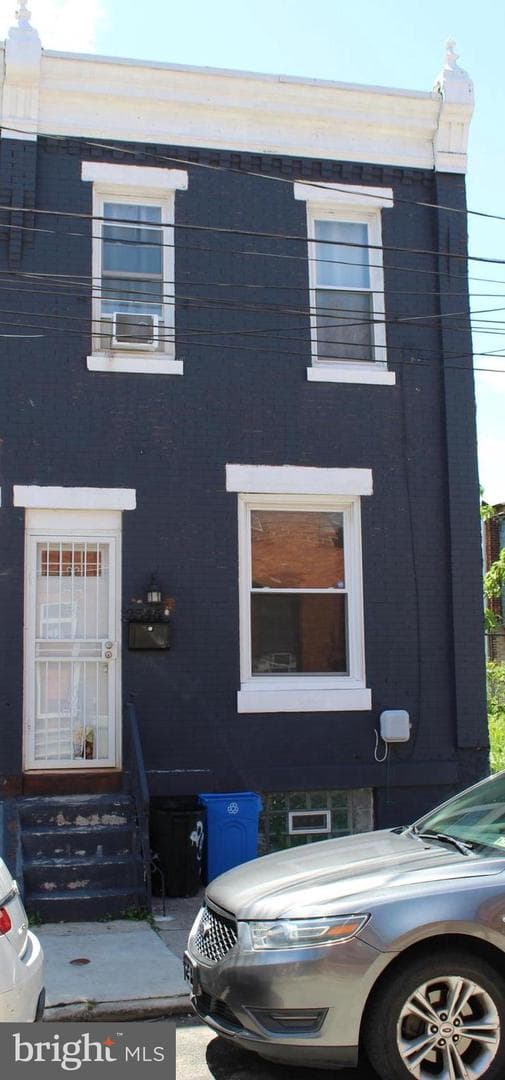 2546 W Seltzer Street, Philadelphia