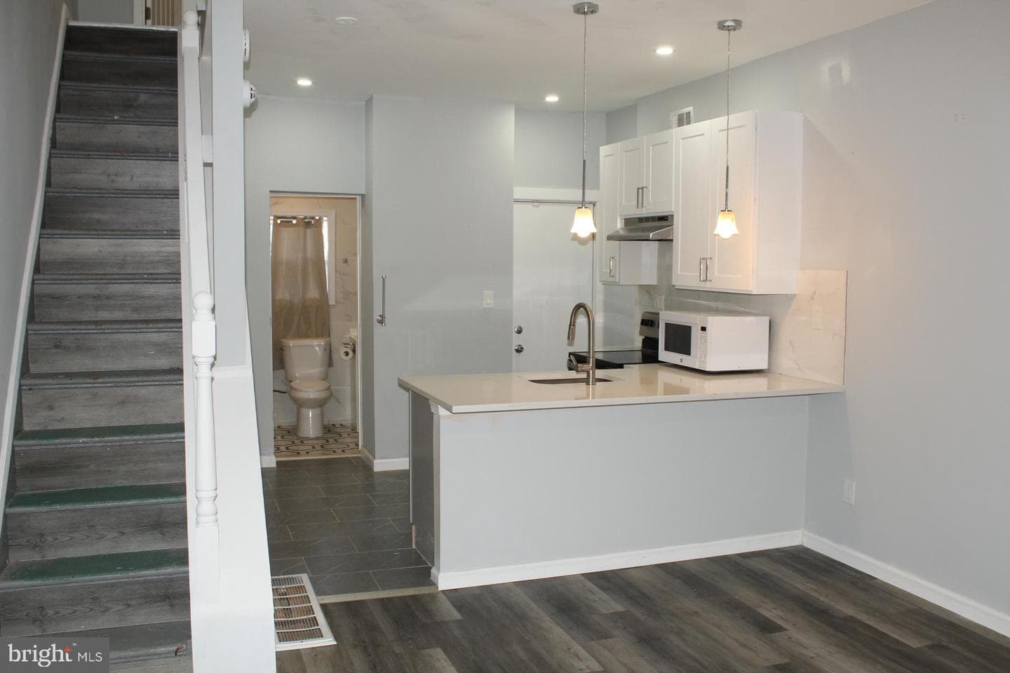 2546 W Seltzer Street, Philadelphia