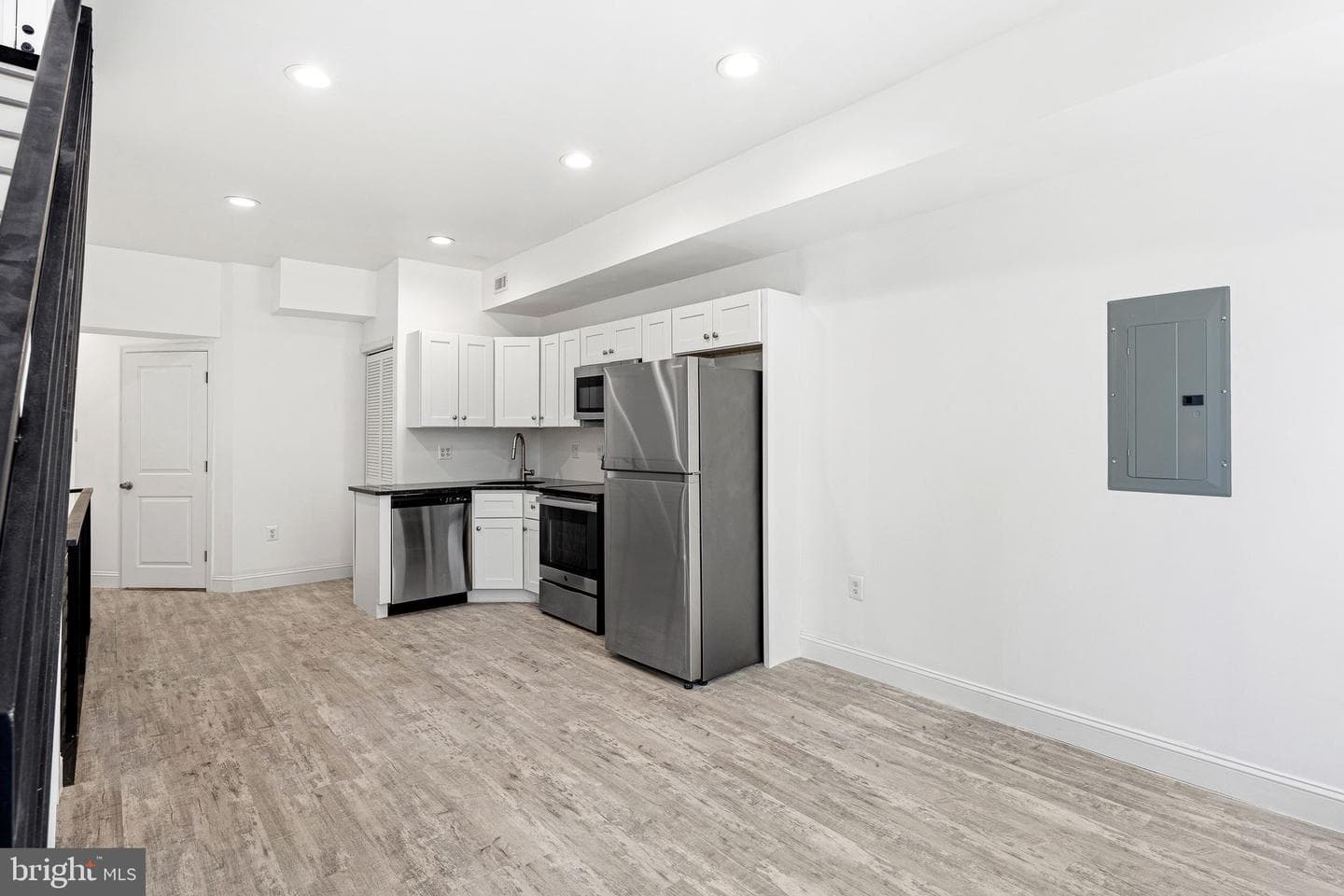 2144 N 8th Street photo 18