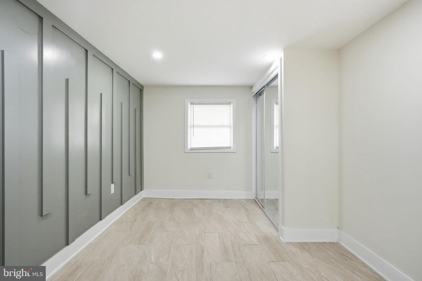 2822 Maxwell Street photo 32