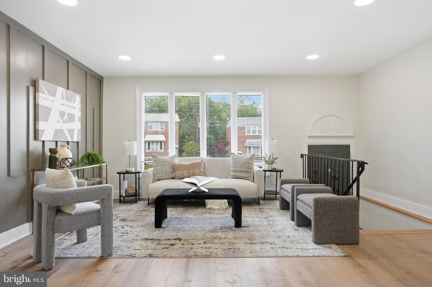 2822 Maxwell Street photo 4