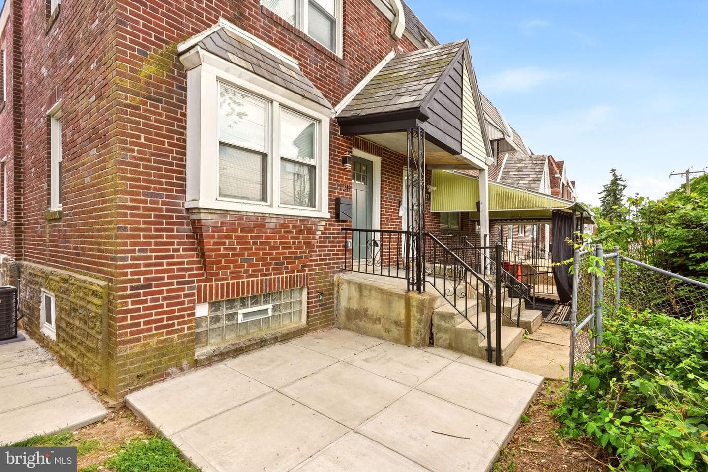 1128 E Upsal Street photo 43