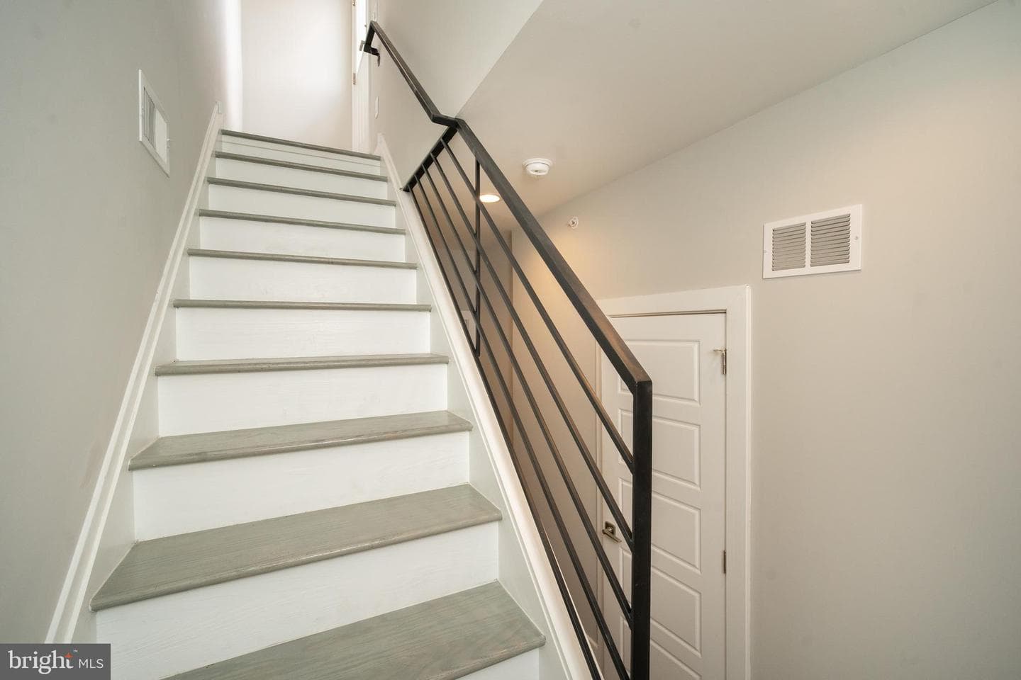 3010 Janney Street photo 10