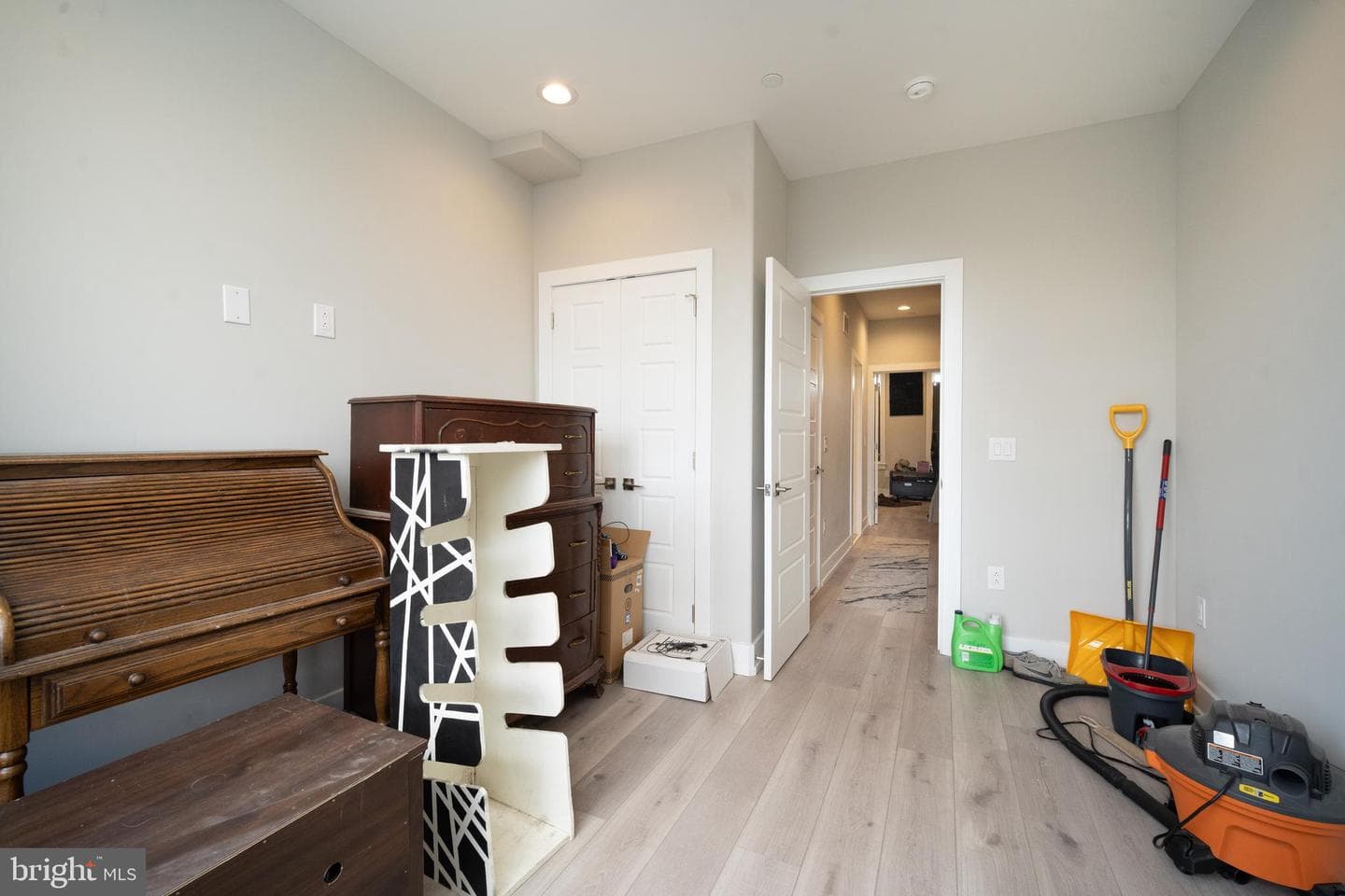 3010 Janney Street photo 19