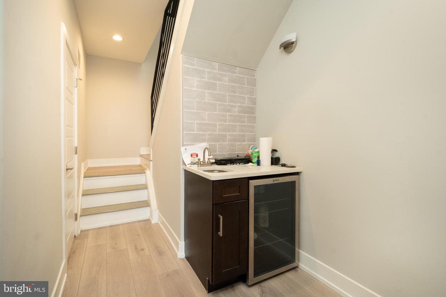 3010 Janney Street photo 28