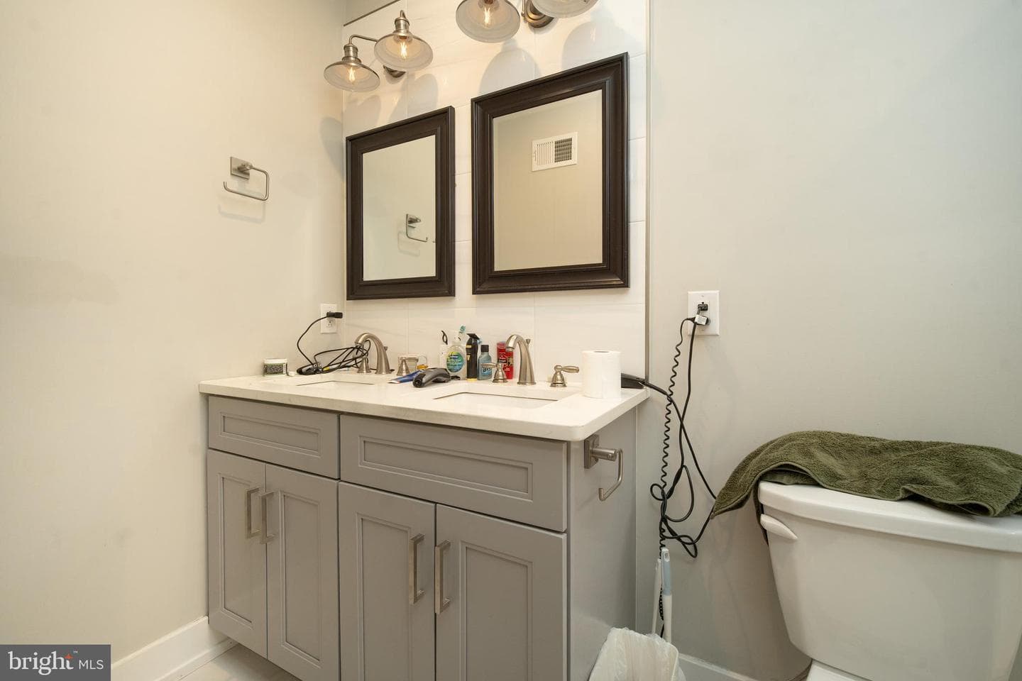 3010 Janney Street photo 30