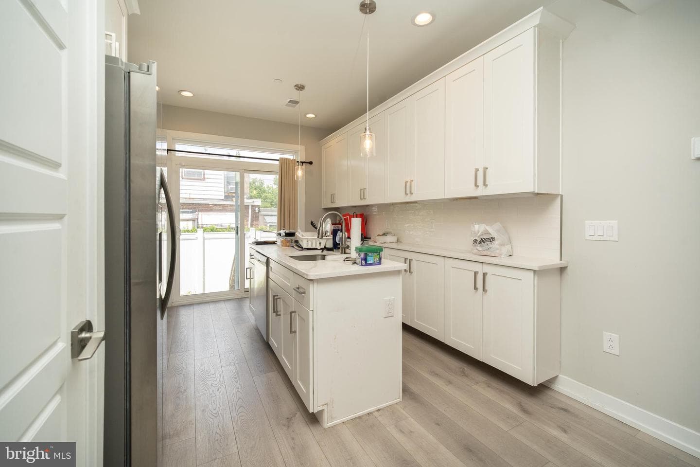 3010 Janney Street photo 4
