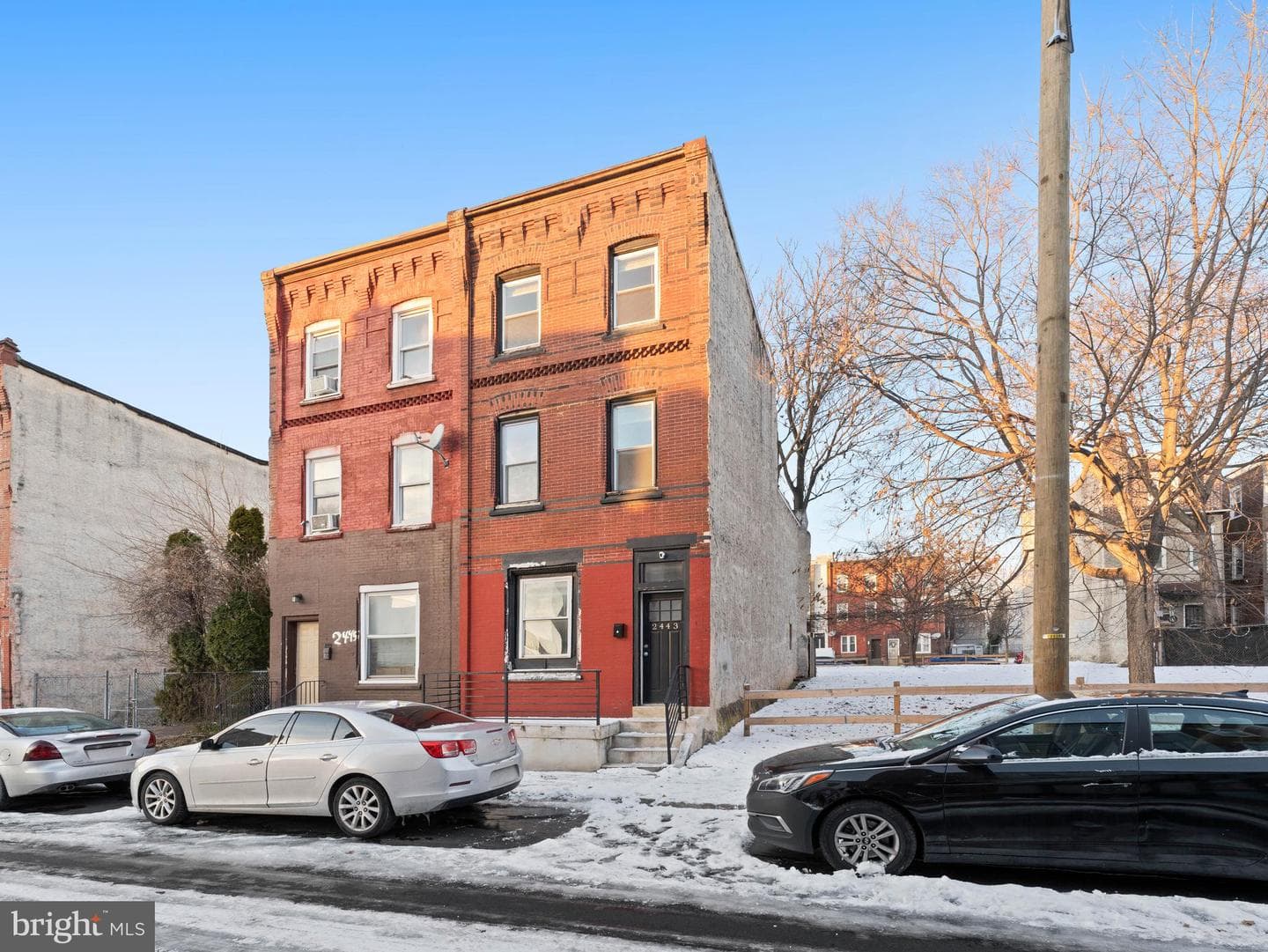2443 Nicholas Street photo 27