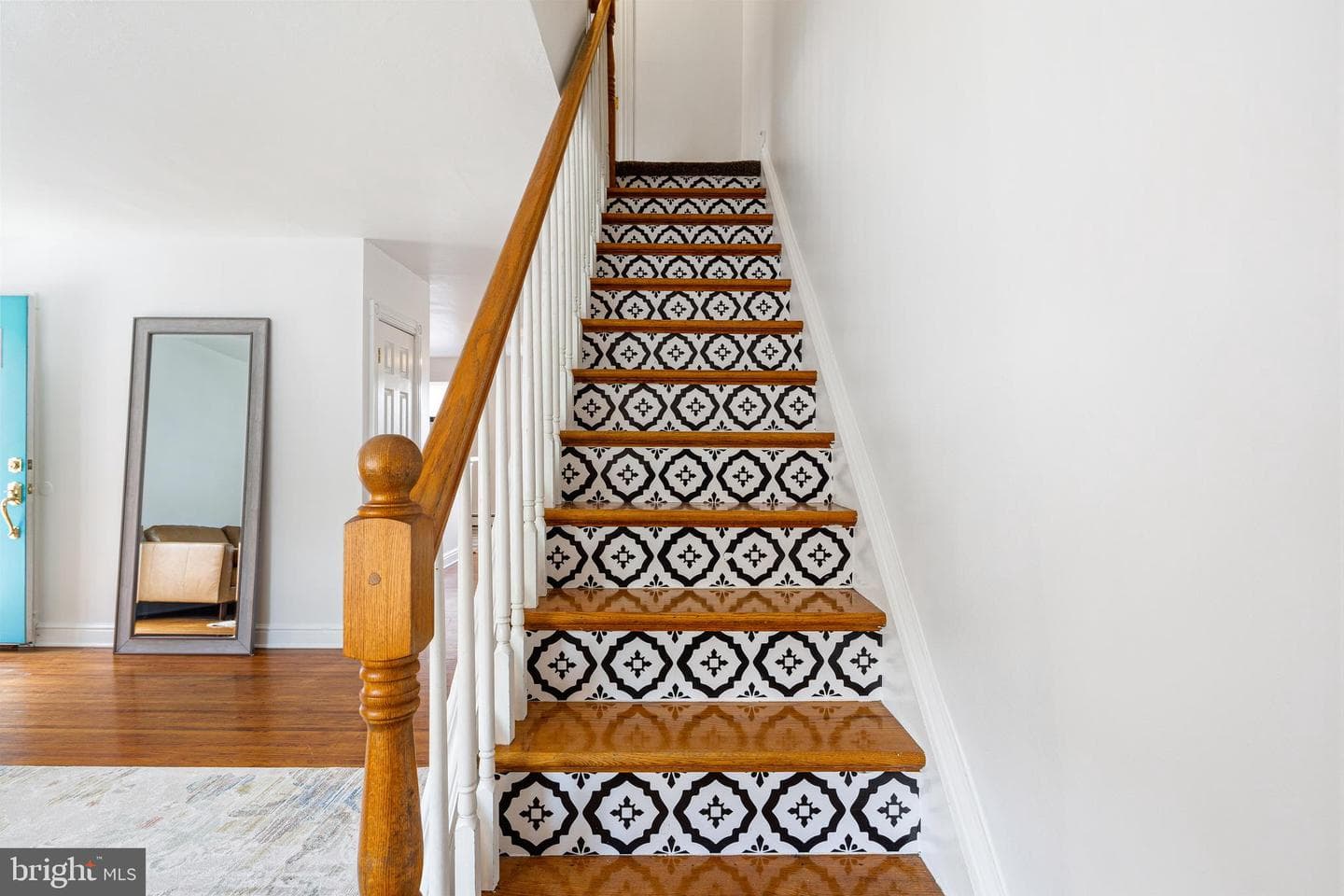15063 London Road photo 11