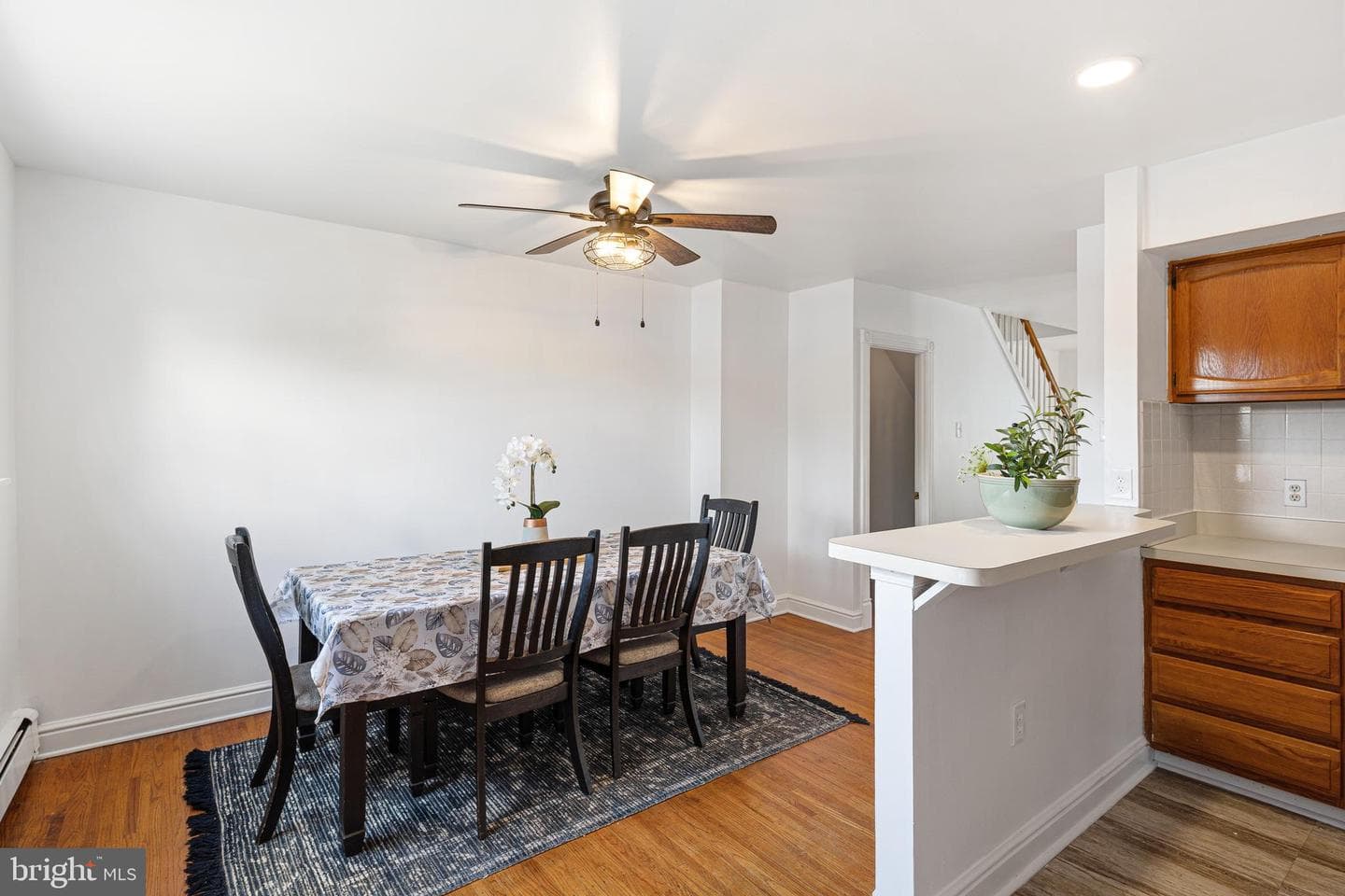 15063 London Road photo 9