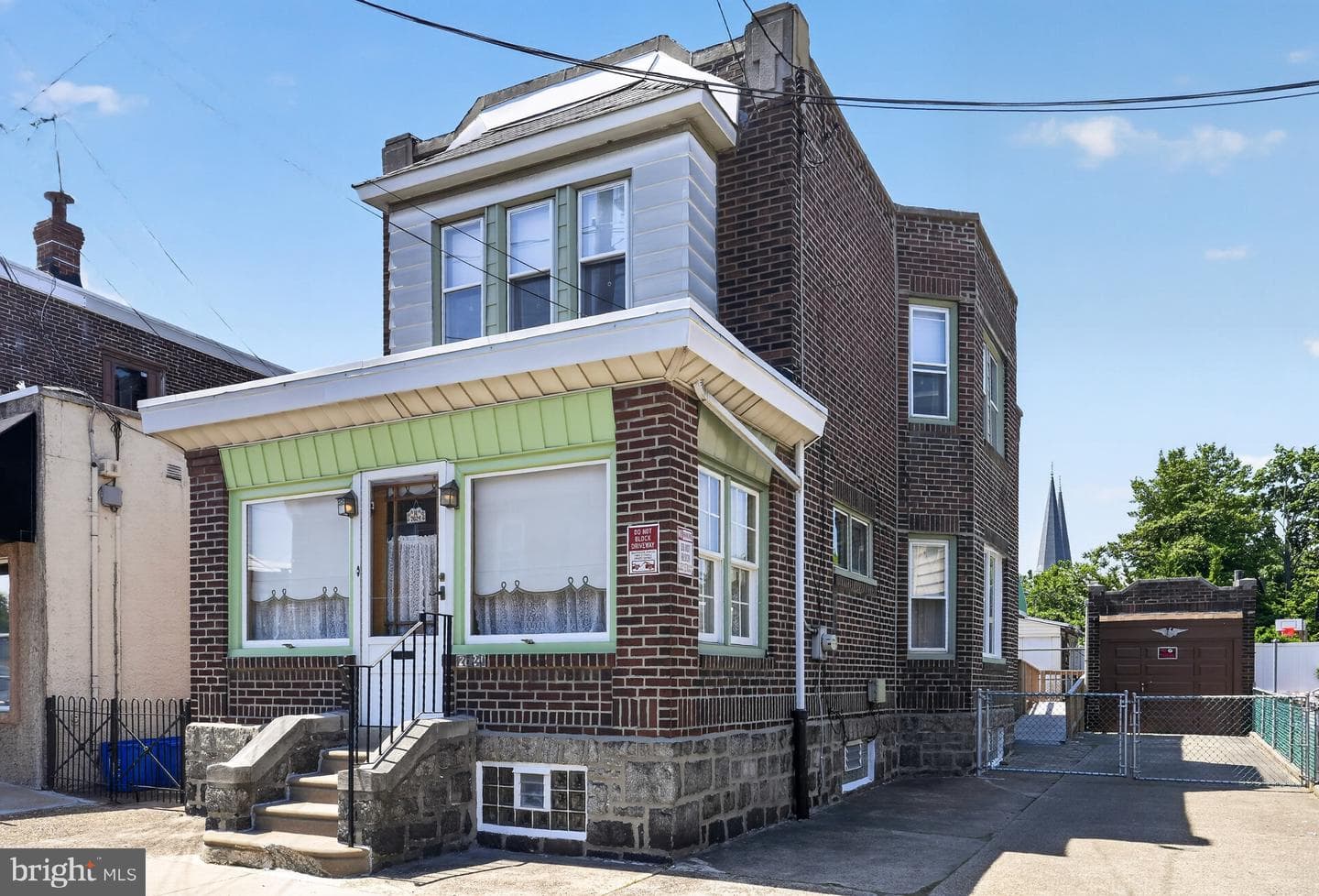 2622 Lefevre Street