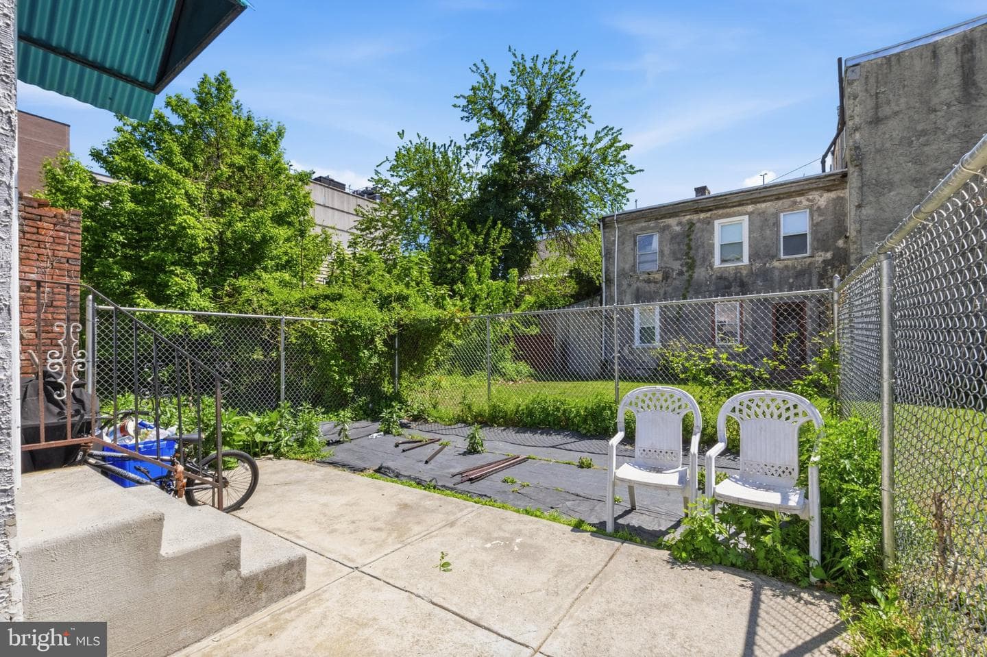 1422 W Tioga St photo 33