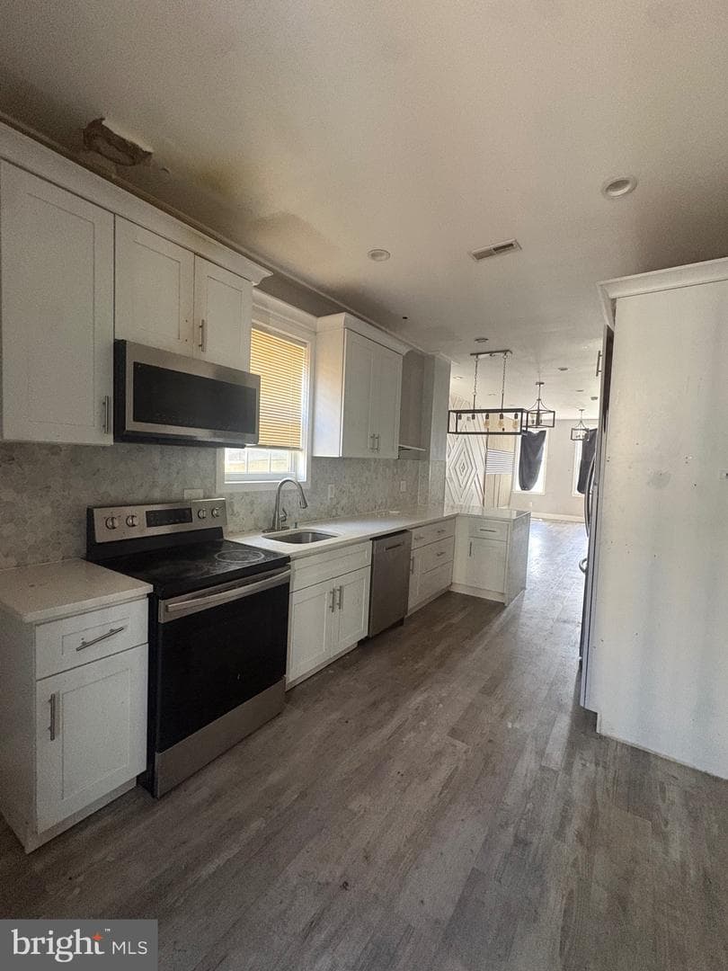 3139 Fontain Street photo 5
