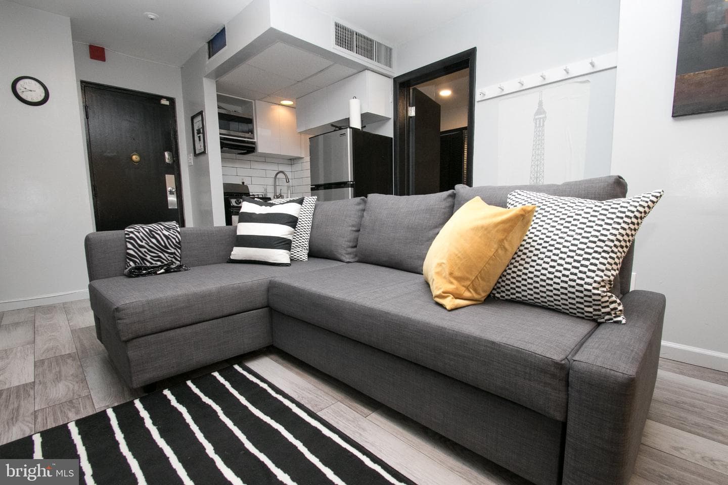 2135 Walnut Street #304 photo 3