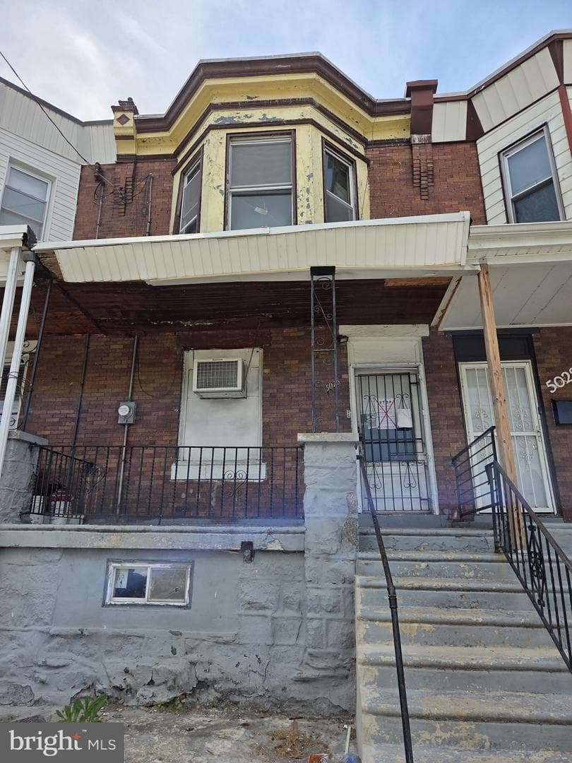 5026 Brown Street, Philadelphia