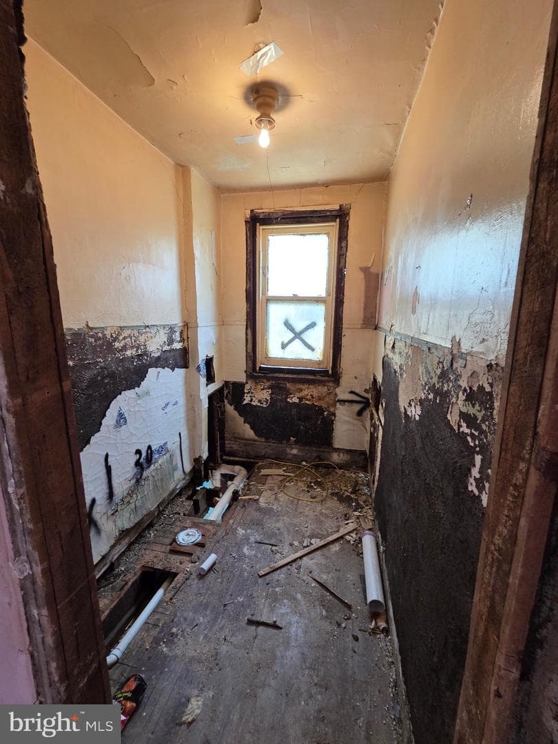 5026 Brown Street photo 7