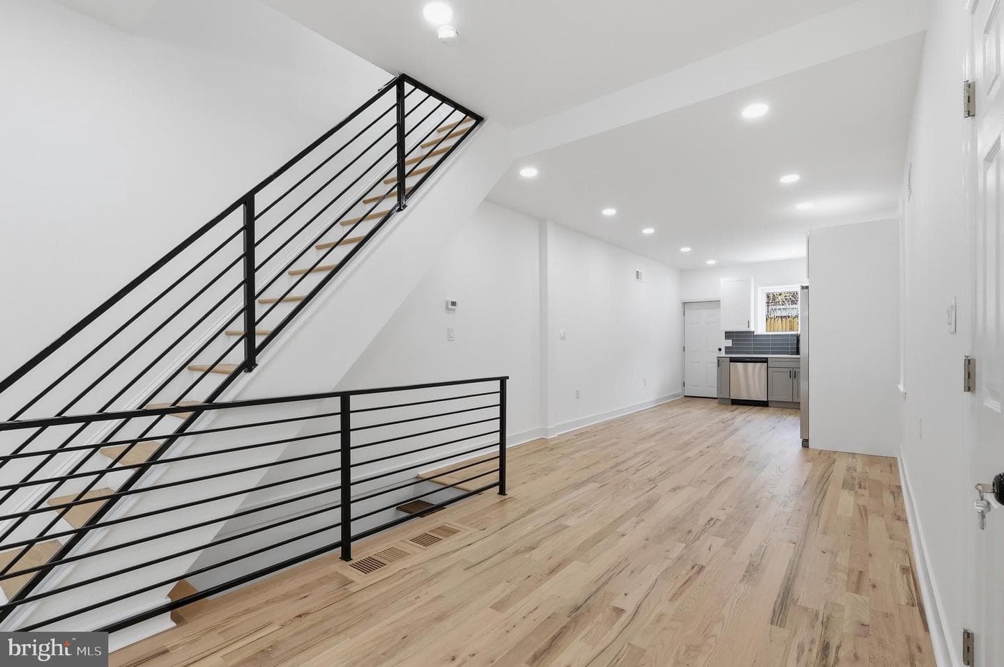 1243 S 29th Street photo 5
