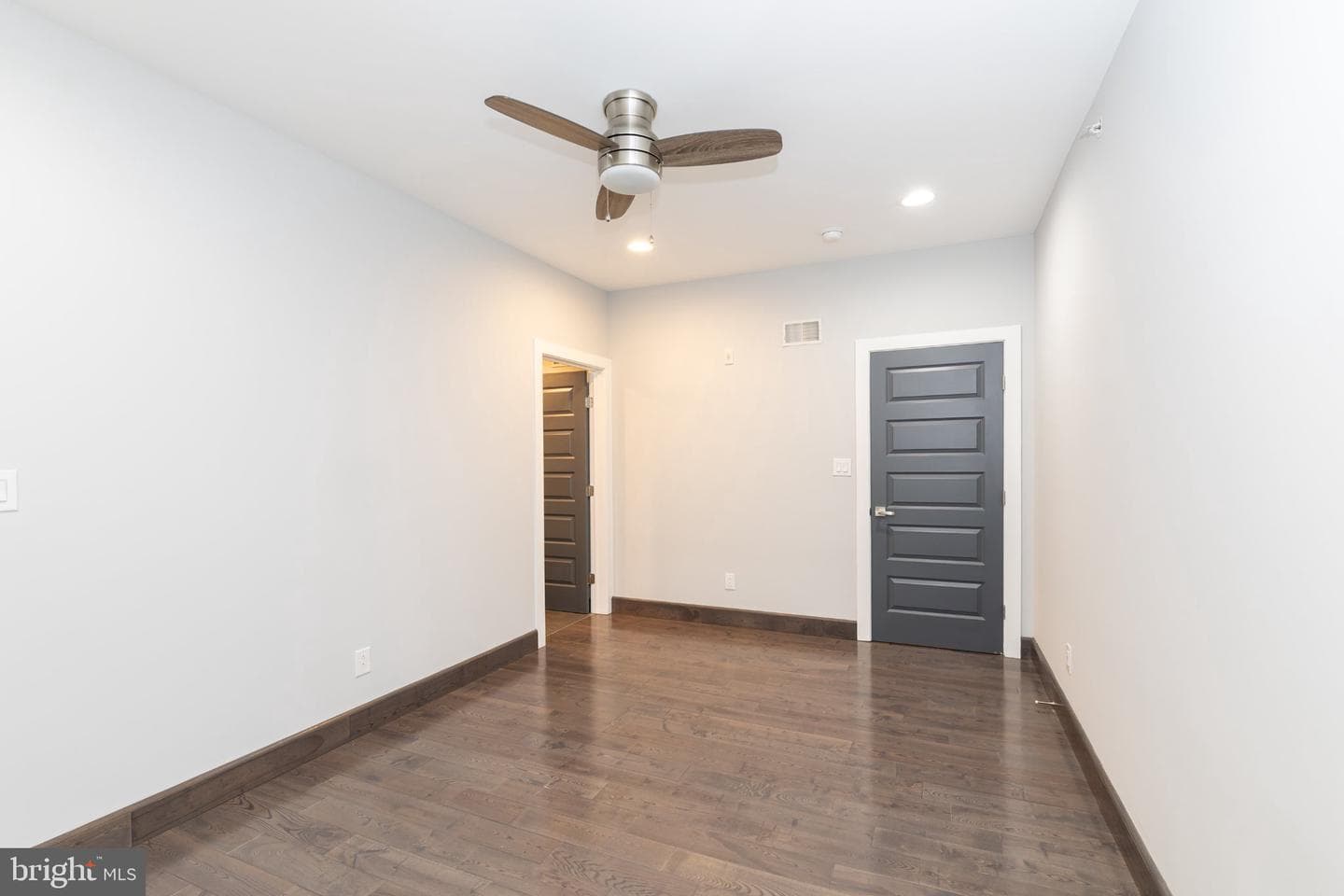 1541 Ridge Avenue #2 photo 18
