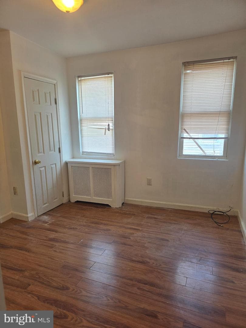 4027 Maywood St photo 11