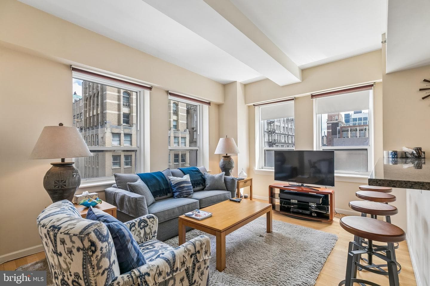 1425 Locust St # 14A photo 13