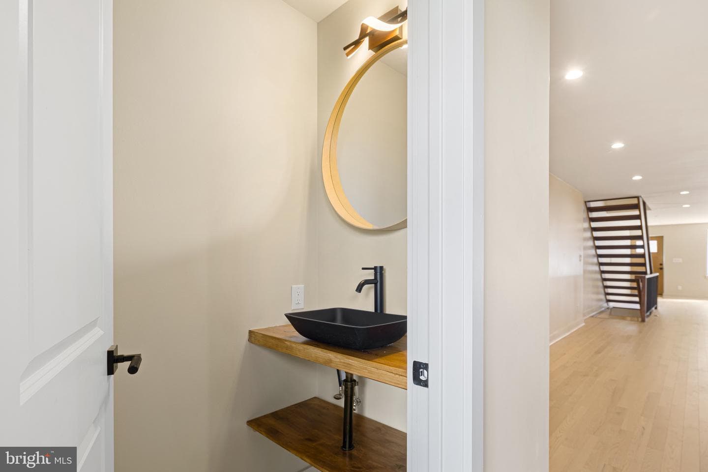 2824 Gaul Street photo 11